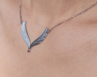 Angel Wings Sterling Silver Necklace, Feathers Statement Necklace, Guardian Angel Necklace, Wing Necklace, Memorial Jewelry, Sister Gift