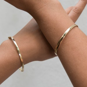 Classic Gold Bracelet, Gold Bangle Bracelet, Plain Bangle, Timeless Solid Gold K14 Bracelet, Stacking Bracelet, Minimalist Dainty Bangle