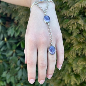 Fabulous Wampum sterlingzilveren handkettingarmband en ring. ovaalvormig stuk, elegant en een statementstuk. Formeel. Oosterse bossen