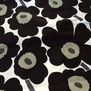 Marimekko Black White Pieni Unikko cotton fabric piece 16 x 56” for pillows, bags, etc. Finland