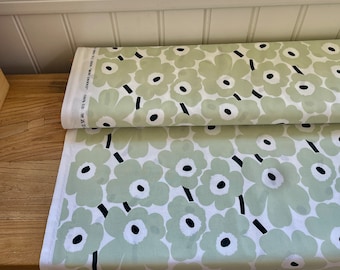 Marimekko grüner Mini Unikko Stoff Öko-Baumwolle, leichter Canvas Stoff, Meterware, 18 x 145 cm, Finnland