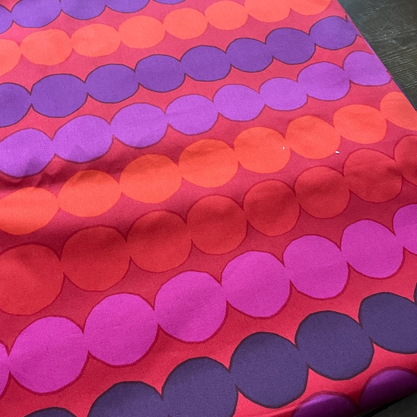 Tkanina bawełniana satynowa Marimekko Red Purple Räsymatto Rasymatto, sprzedawana na pół metra 18x56"