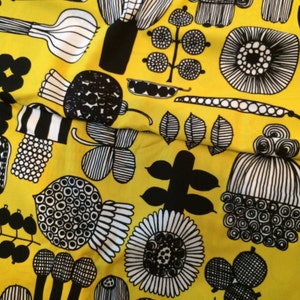 Marimekko heavy cotton yellow Puutarhurin Parhaat sold by half yard, yellow black, heavy weight cotton, Finland