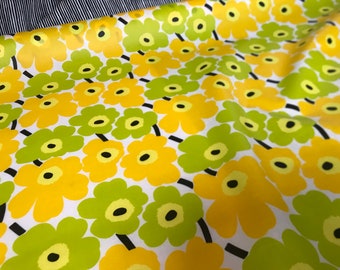 Tela al óleo Mini Unikko amarilla Marimekko, clásica, vendida por media yarda, 46 cm x 145 cm Finlandia