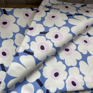 Tessuto rivestito in acrilico Marimekko Mini Unikko, venduto a mezzo metro, RESISTENTE ALL'ACQUA