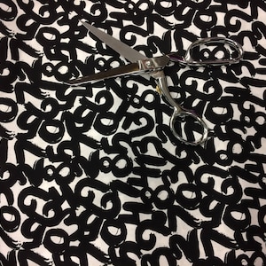 Marimekko Stiff cotton for book coverings, baskets, tote bags,  fat quarter,  black white