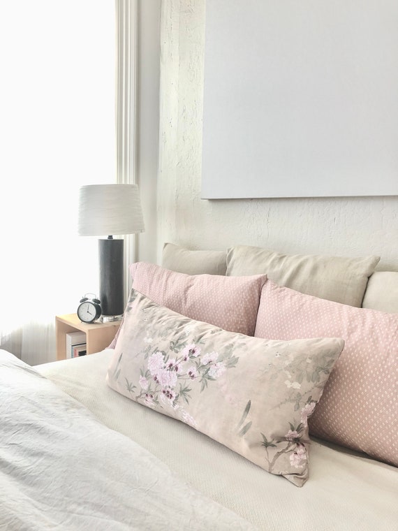 extra large pillows for bed