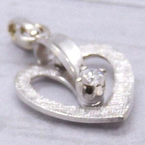 Diamond .04 Carat Heart Pendant 14k White Gold/ V… - image 3