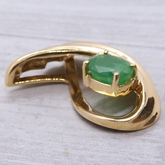 Natural Emerald 1.30 Carat Slide Pendant 14k Gold - image 3