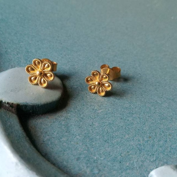 Best Price Gold Earrings.K18 Gold.Greek Art.Tradithional Earring.Yellow gold,Daisy Earrings.Byzantine Style.Greek Ancient Earrings.Gold K18