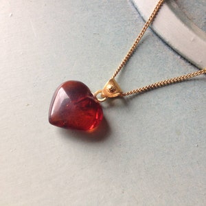 K18 Valentijn Amber hart, K18 geel goud, Valentijnsdag geschenk, Amber hanger, Goud en Amber, Liefde hanger, Amber hart, Valentijnsdag aanbieding, Amber