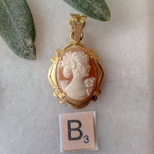 Pendentif impressionnant en or massif 18 carats-Pendentif Real Cameo-Cameo sculpté à la main-Collier Cameo-Pendentif en or pour elle-Cameo Jewelry-Cameo charme en or image 6