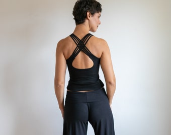 Faith Strappy Long Yoga Tank Top With Built in Bra in Dark Teal 