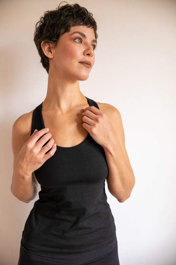 Faith Strappy Yoga Tank Top With Built in Bra in Black 