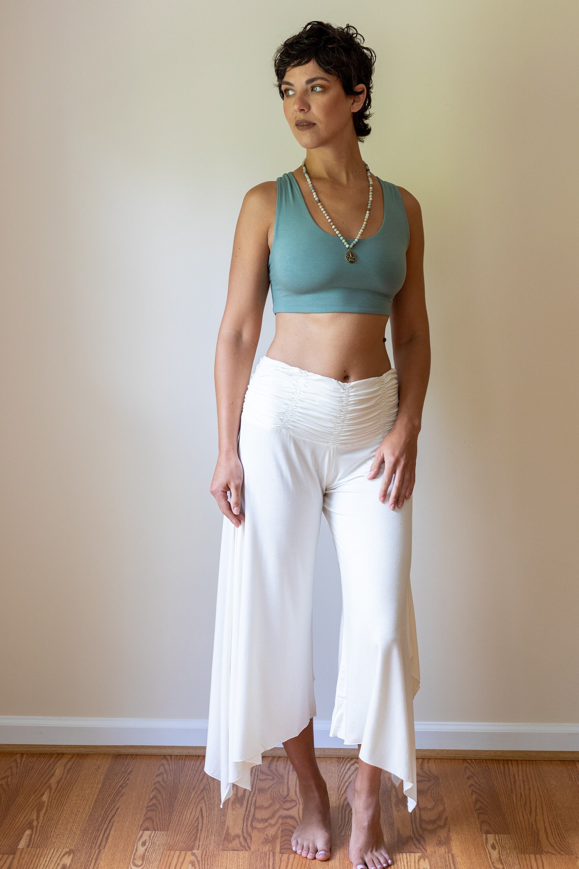 驚きの値段で Waistband,wide Ruched Leg, Etsy - Cream in Pants Gaucho Flowy Clothing