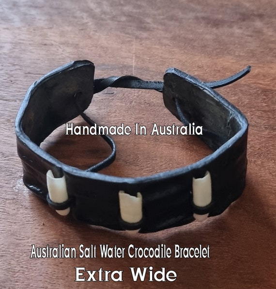 Crocodile wristband store