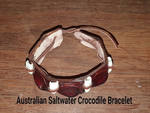 Crocodile wristband deals