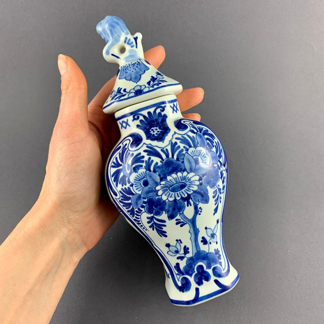 Royal Delft Blue Vase 1990 Handpainted Balustervaas Collectible