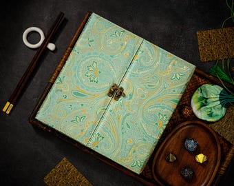The Deck Bento (Kiss of Gaia) - Store your TCG Decks in a Bento Box!