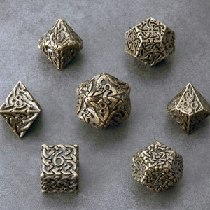 Jeu de dés polyédriques de destruction sans fin - Très grand métal bronze terni pour D&D Pathfinder RPG Donjons et dragons L&#39;appel de Cthulhu