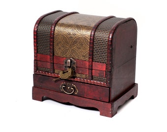 Wooden Case Chest for Collectible Fantasy Coin Dice Counter Card Games Board Games Poker Deck Dungeons and Dragons Wood Box Storage