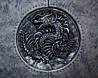 Undead Dragon Deck Box for 100 Trading Cards plus Dice Counters Storage