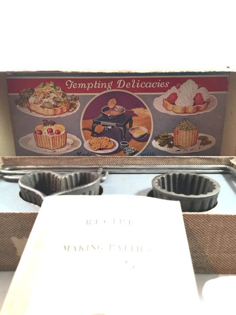 ANTIQUE Cast Iron Molds Griswold Patty Molds Set 2 Deep Etsy