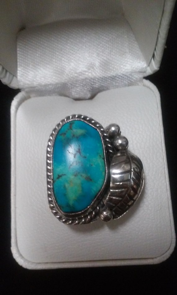 Turquoise and Sterling Silver Ring - image 5