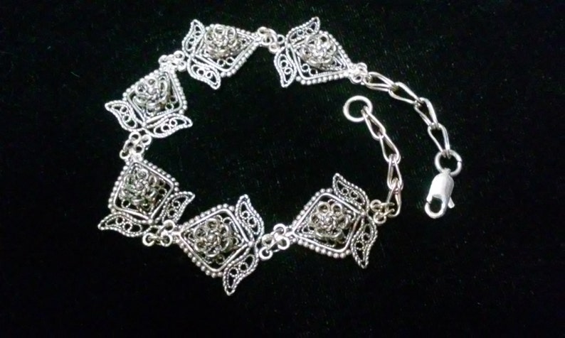 Vintage Sterling Silver Floral Filigree Linked Panel Bracelet, Flower Design image 5