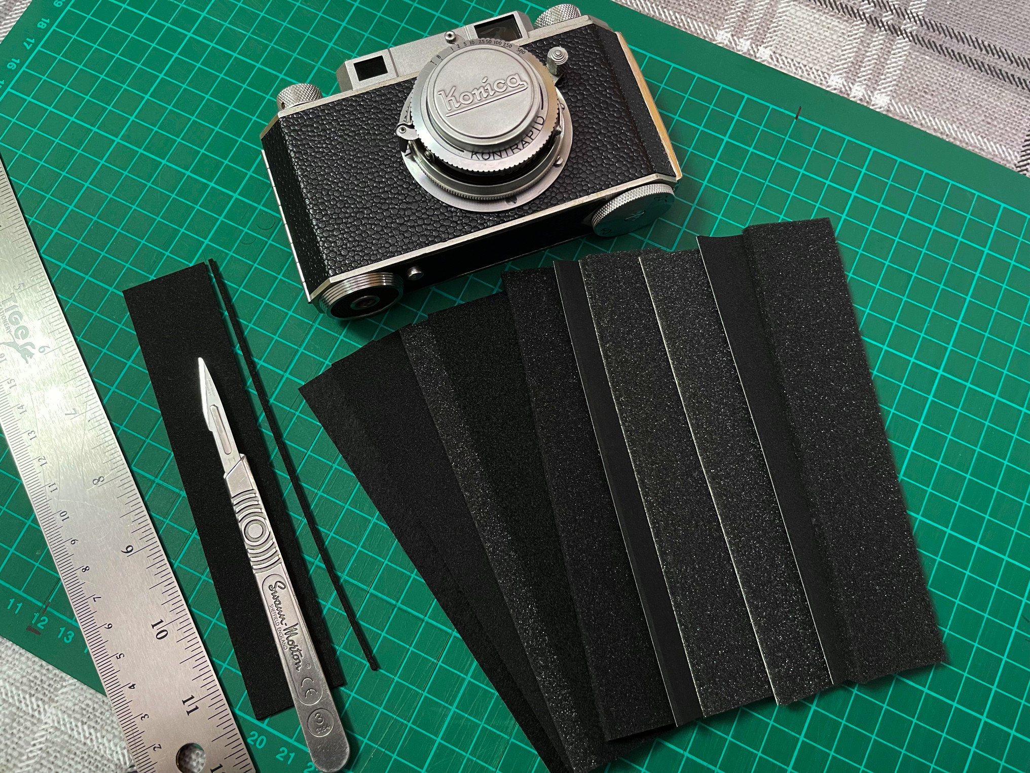 Guarnizione In Schiuma Autoadesiva 2mm - Nero, 15x21 Cm | Per Fotoriparazioni E Fai Da Te - Foto 7