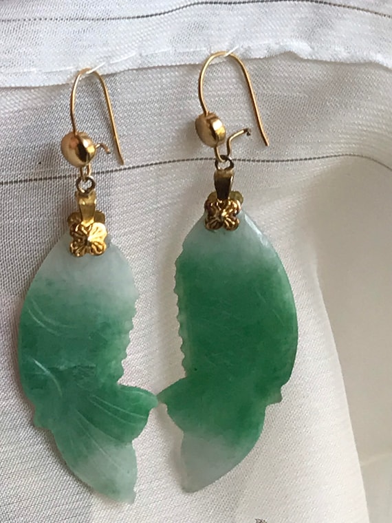 Fantastic Old Chinese Carved Jadeite Fish Earrings