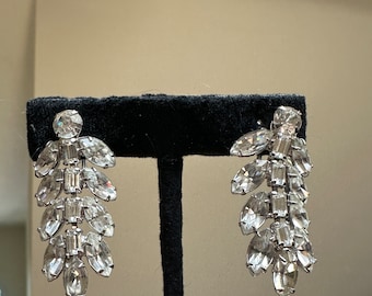 Vintage Rhinestone Leaf Earrings: Articulated Silver Tone Glamour