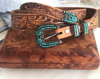foufou ／groundmother belt Green Feather Tahitian Hip Belt With Ngatu - Etsy