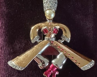 Extremely RARE Marcel Boucher Russian Cossack Figural Fur Clip Brooch Book Piece!