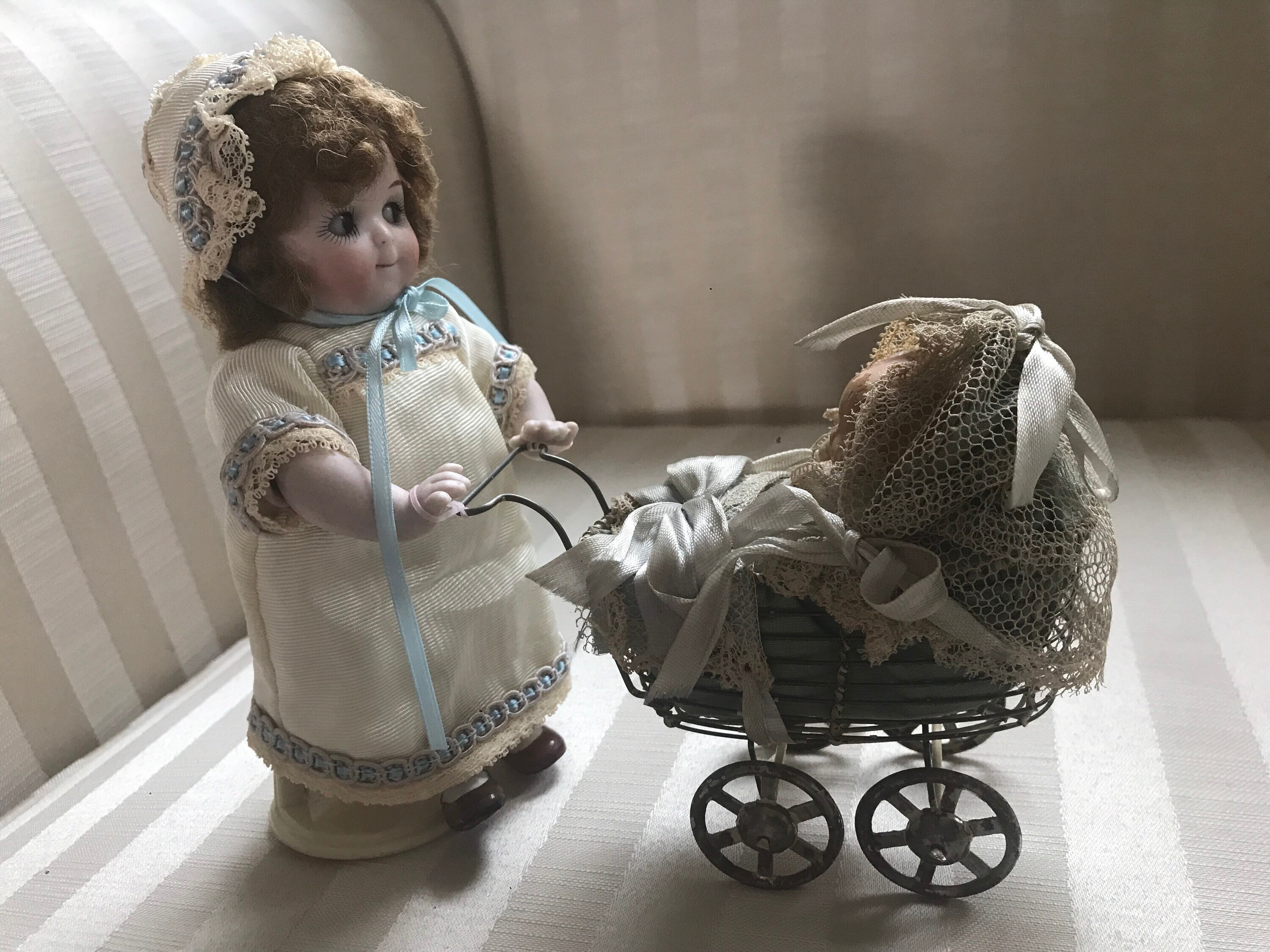 Sale アンティーク All Bisque Googly Eyes Doll 17cm（Antique