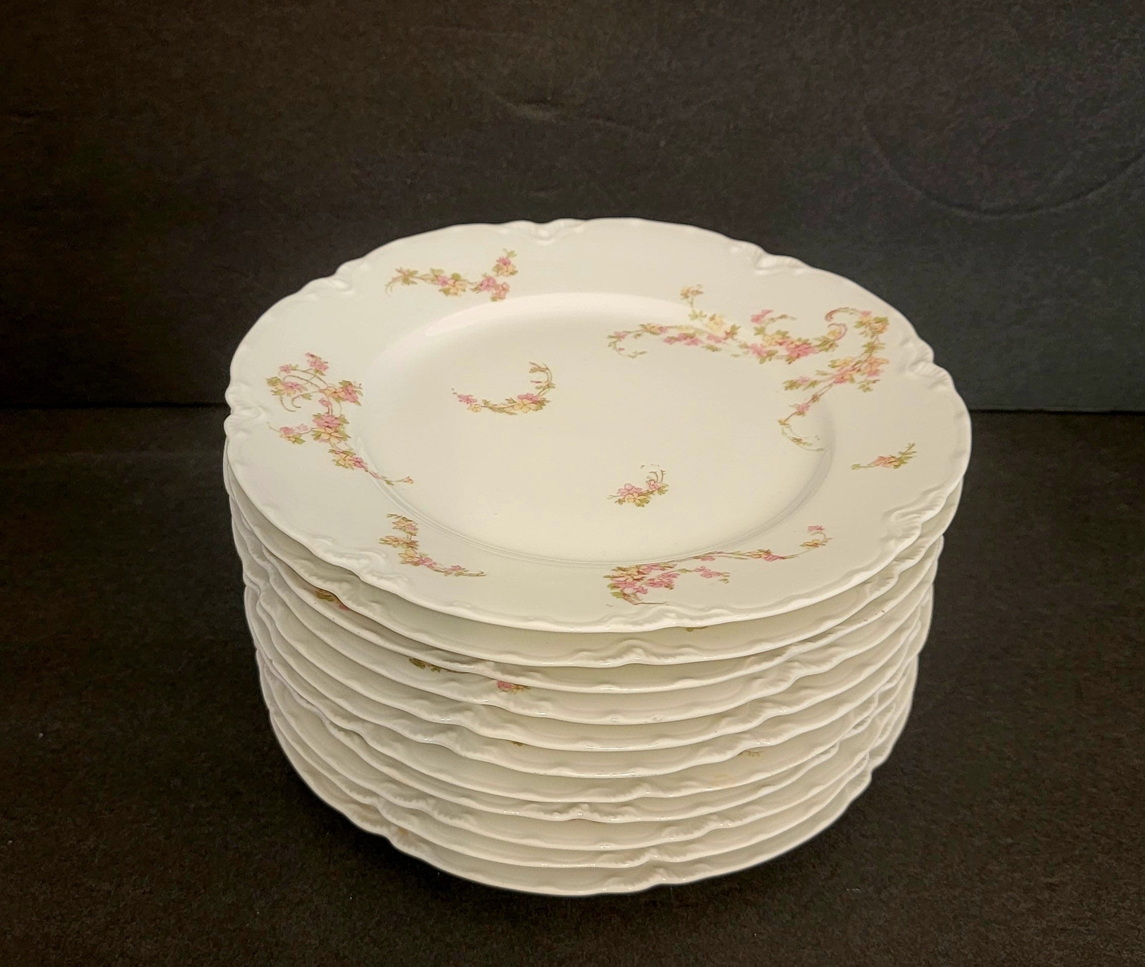 ★新品未使用　超美品★ フランス製HAVILAND デザート＆パン皿　４枚 ☆新品未使用 超美品☆ フランス製HAVILAND デザート＆パン皿 4