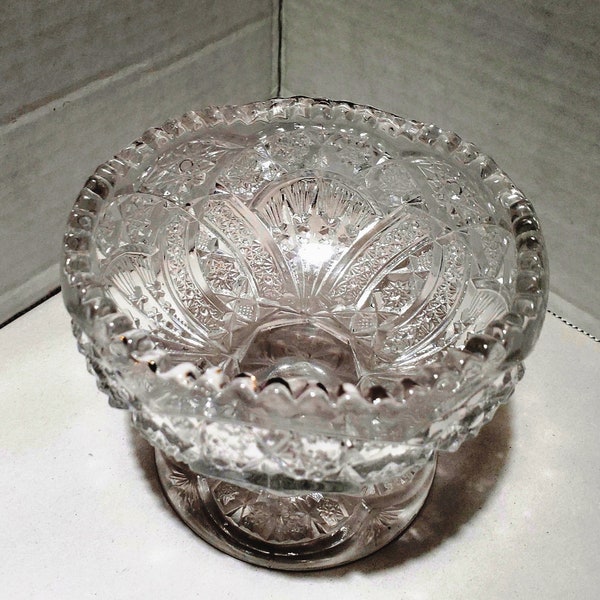 EAPG Cambridge Glass "Wheat Sheaf" Footed Berry Or Fruit Bowl / 1908