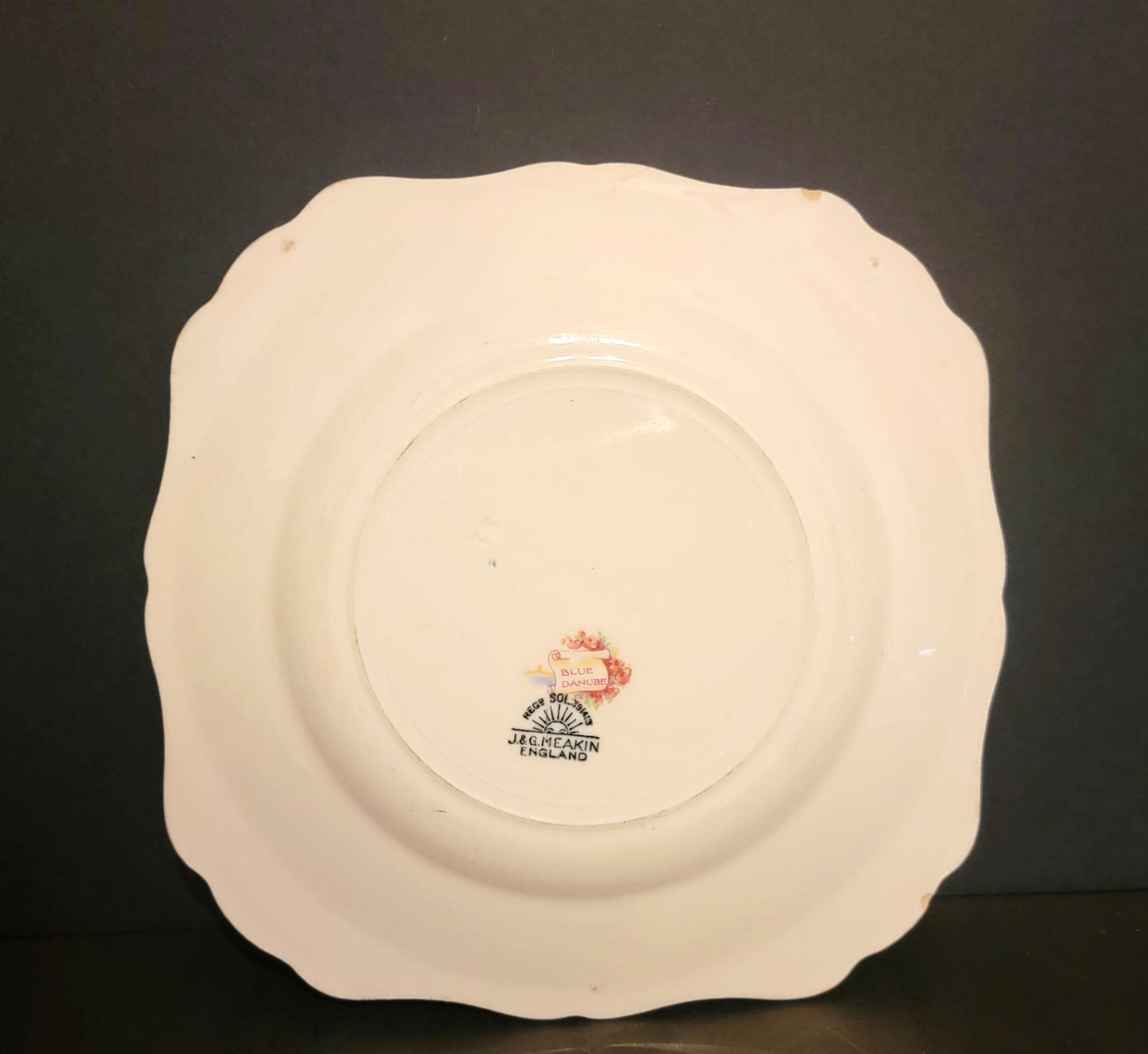 J & G Meakin Salad Plate / Sol Sunshine Ironstone / England