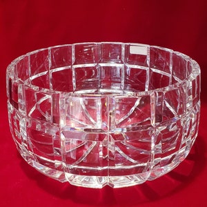 Beautiful &quot;Crystal Accents&quot; Crystal Bowl / Poland