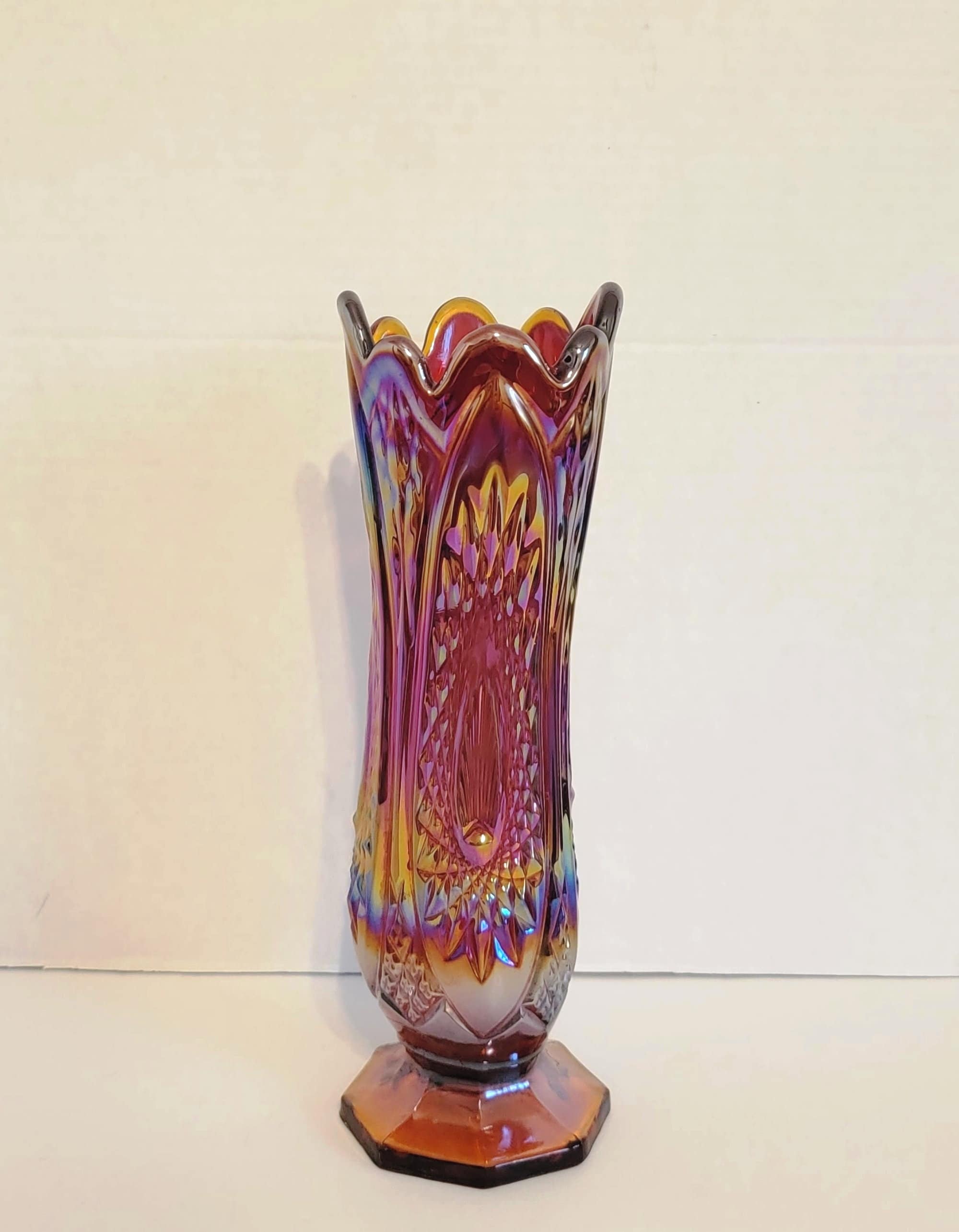 Beautiful 10-1/4" Amberina Indiana Glass "Heirloom" Pattern Sunset Carnival Glass Stretch Swung Vase