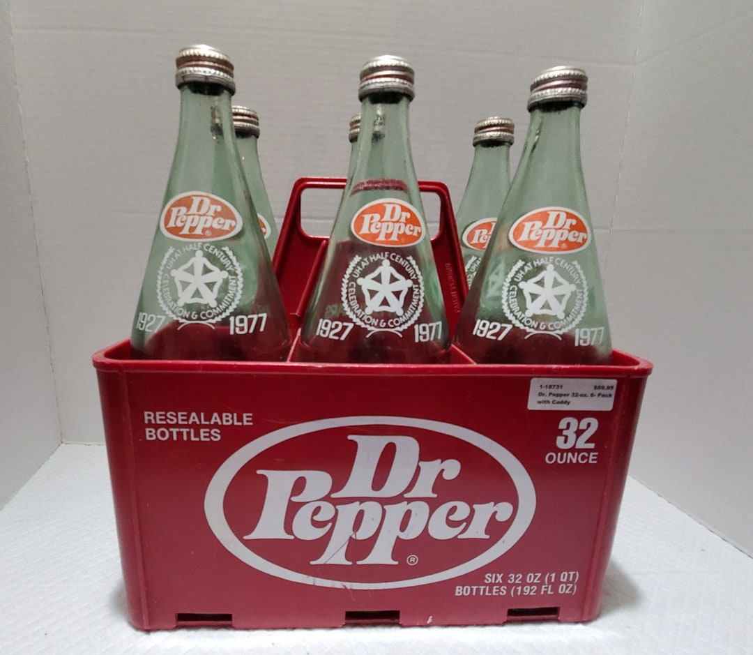 Six 1977 Dr Pepper houston Cougars Quart Size Bottles With Plastic