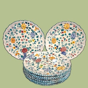 Guerrieri Ceramiche Dinner Plates: Murano Italy Pottery, Floral Design / Set of 4