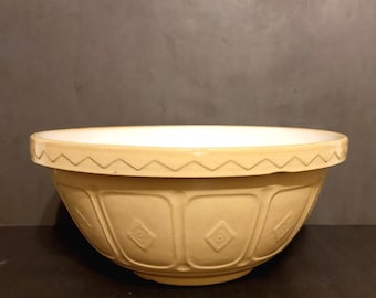 Nr. 12 Mason Cash "Cane" Pottery Mixing Bowl England