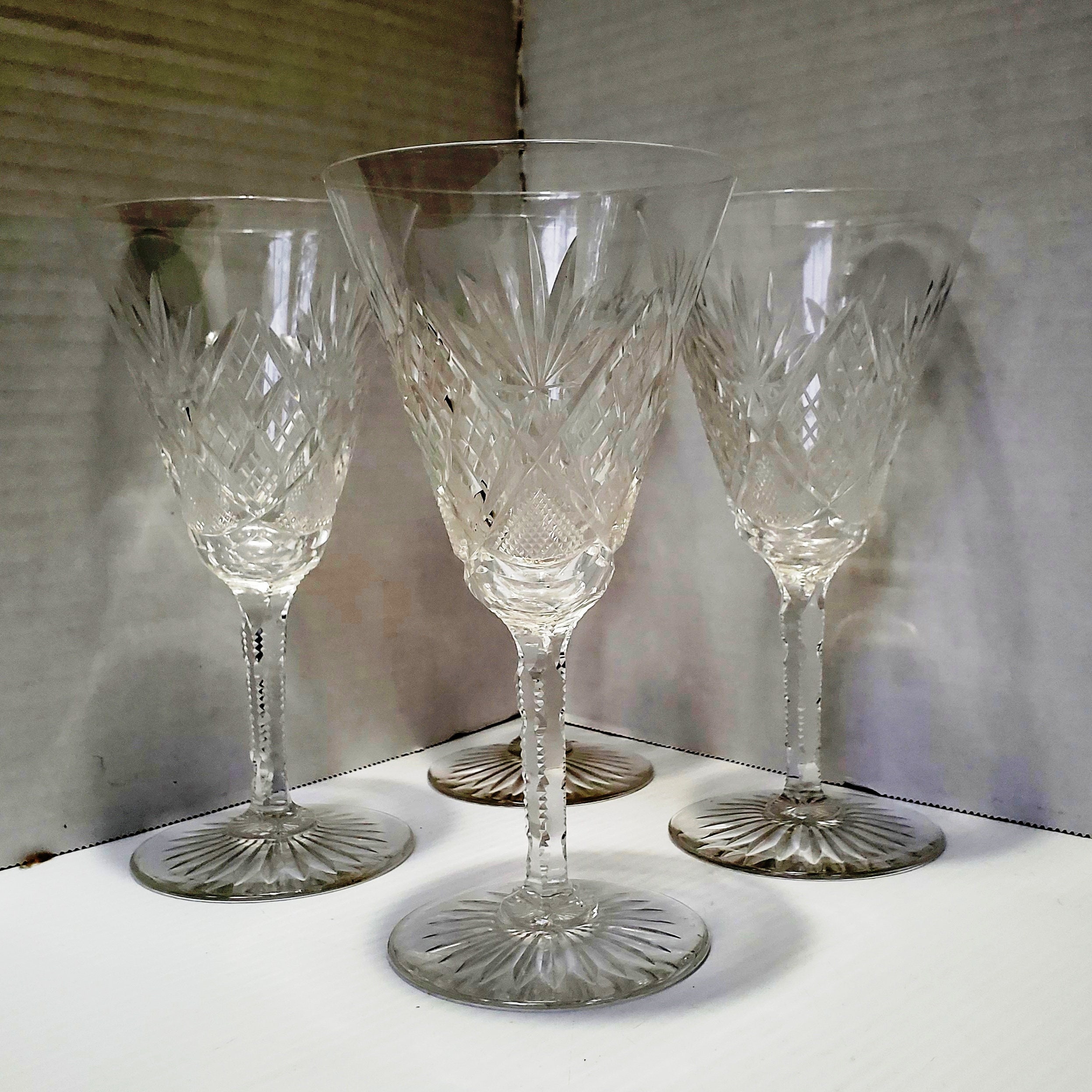 4 vintage Glas-Untersetzer -- Bleikristall