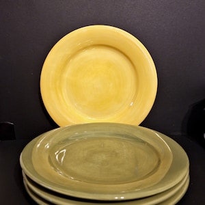 Four (4) - 11-1/2&quot; Tabletops Unlimited &quot;Avellino&quot; Dinner Plates / Three (3) Green / One (1) Yellow