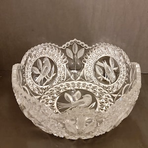 10-1/2&quot; Hofbauer &quot;Byrdes&quot; Collection Crystal Bowl / Germany