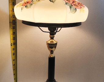 Antique COLEMAN Quick-lite Table Lamp / Hand Painted Floral Glass