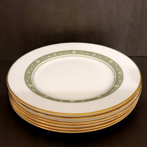 Six (6) - 6-1/2&quot; Royal Doulton &quot;Rondelay&quot; Bread & Butter Plates  England