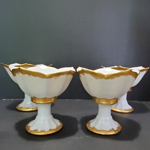 Four (4) White Porcelain Hutschenreuther Footed Lotus Desserts / Gold Trim / Germany