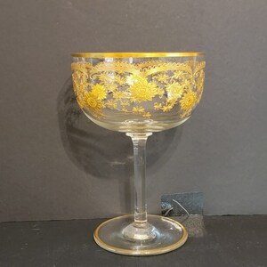 18-1/2 "Antik Gold verkrustete Blumen Motiv Kompott Unbekannter Hersteller